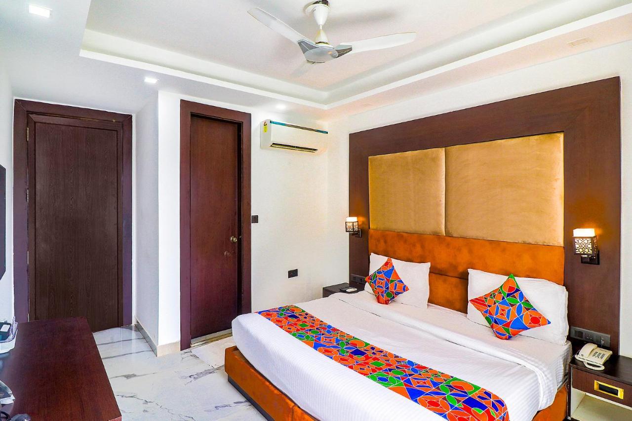 Fabhotel Kiara The Private Suites Gurgaon Eksteriør bilde